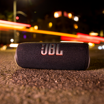 Parlante JBL Flip 6 portátil con Bluetooth